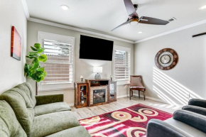 Fenced Yard Modern Barndominium in Amarillo!